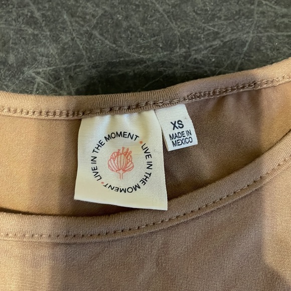 Live In The Moment Long Sleeve Cropped Blouse - Picture 3 of 6